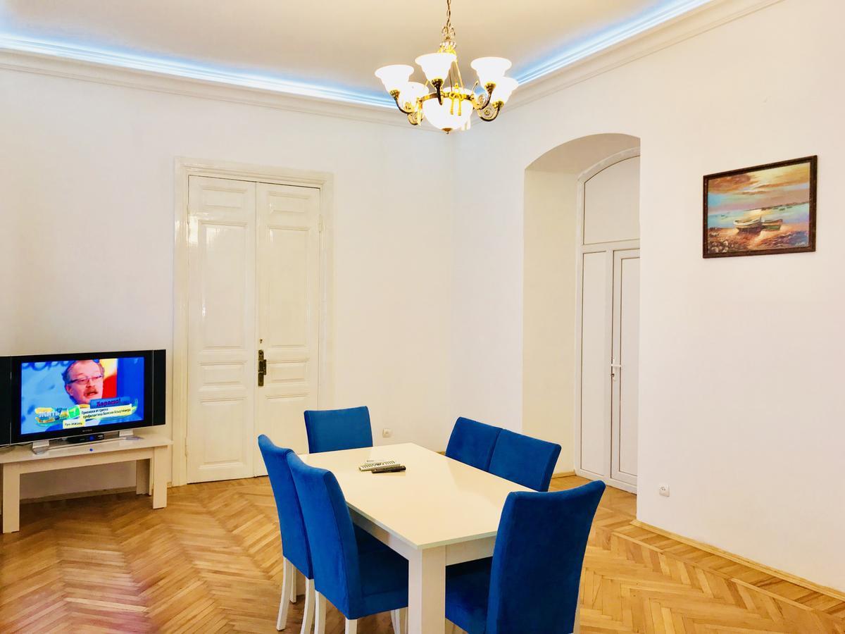 Check-In Apartment Near Fountain Square Vidadi Str Baky Esterno foto